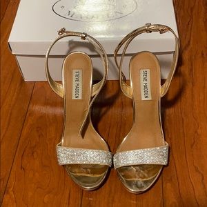 Steve Madden Ritter heels